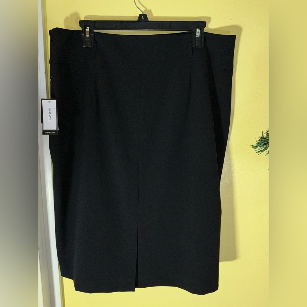 Nine West Stretch Pencil Skirt Black Art Nouveau Size 14 - Picture 8 of 8